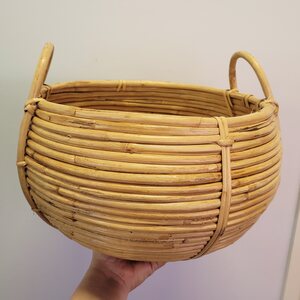 Kannettavat korit